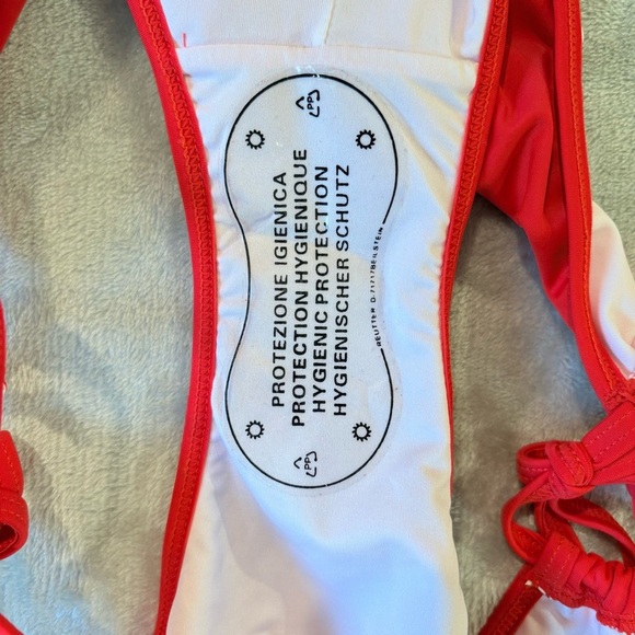 Cherry Vibrant Scarlet ‘A’ Red Stitched Bikini Bottom Wmn’s Sz M - Picture 4 of 5